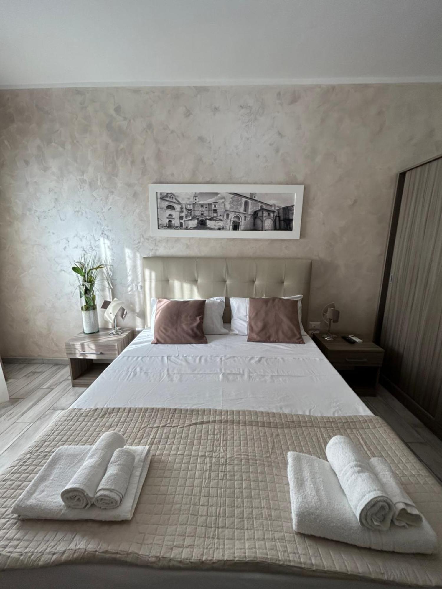 B&B Napoli Centrale N 74 Экстерьер фото