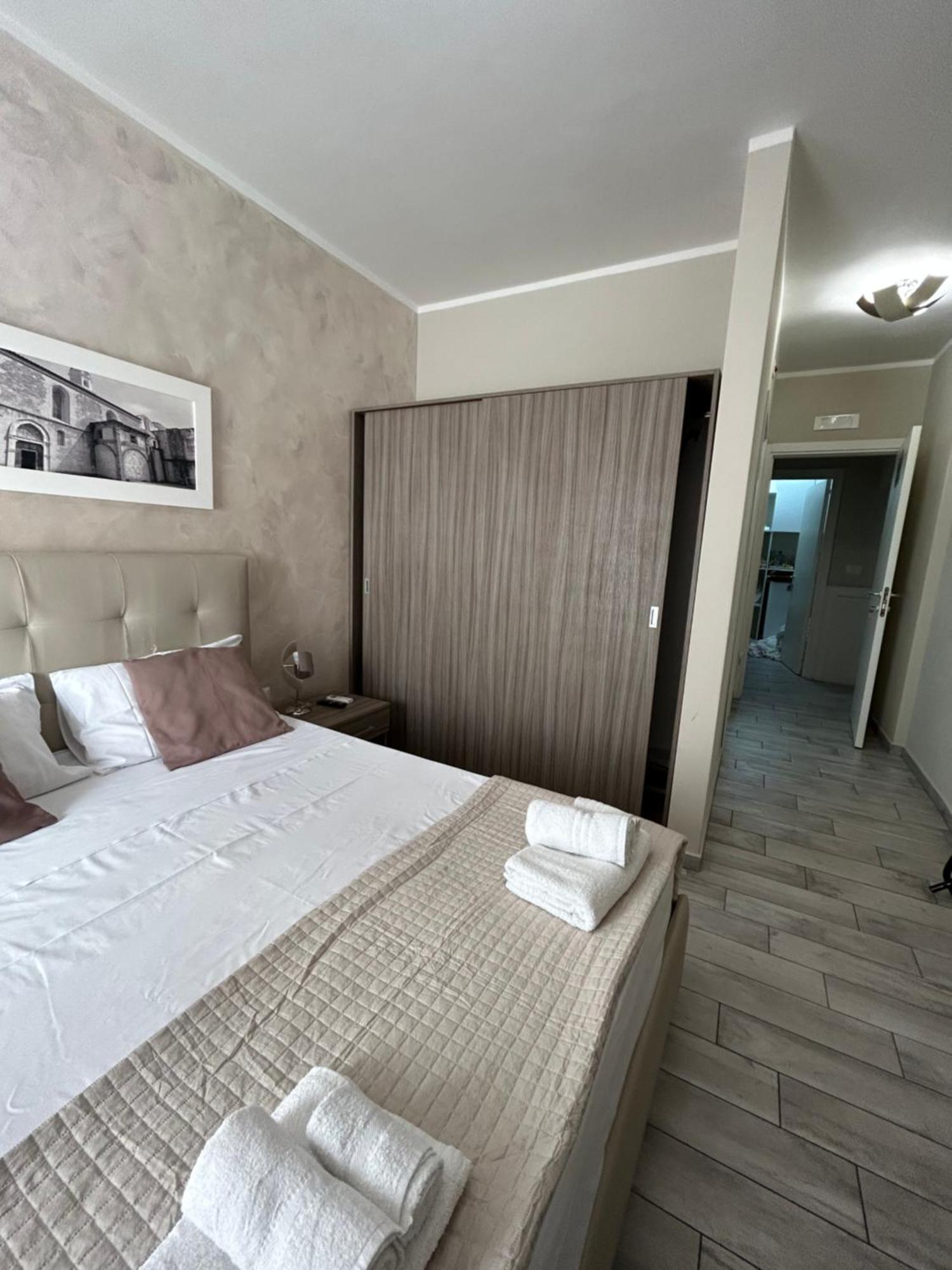 B&B Napoli Centrale N 74 Экстерьер фото