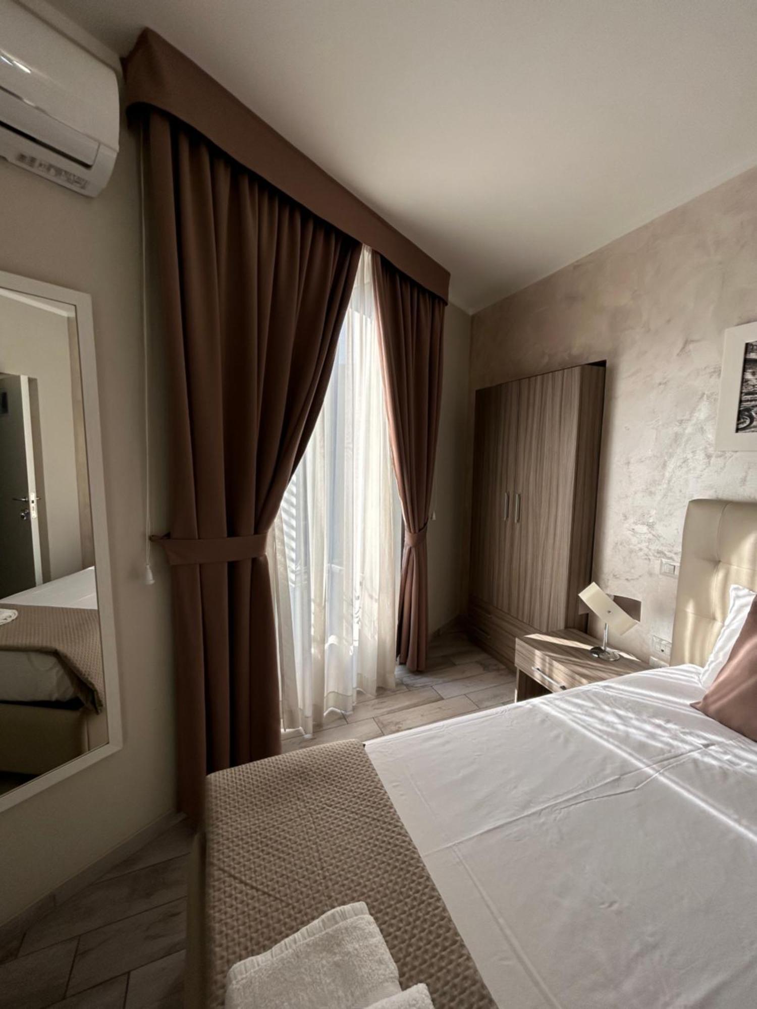 B&B Napoli Centrale N 74 Экстерьер фото