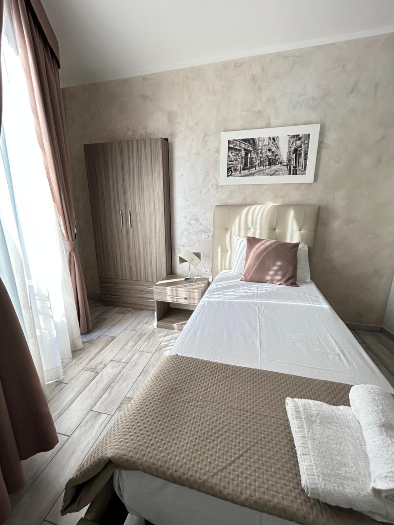 B&B Napoli Centrale N 74 Экстерьер фото